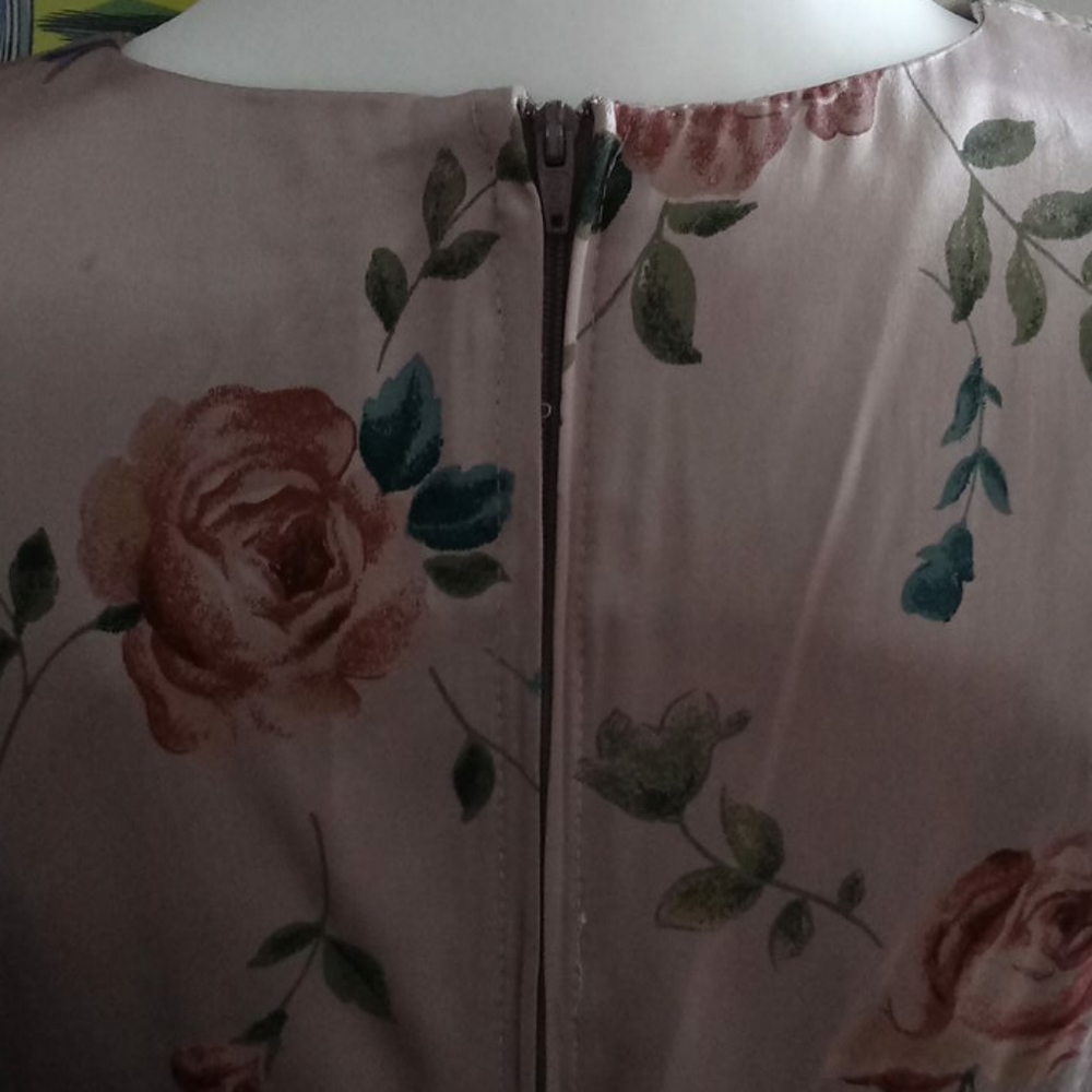 ❤5/$25 LA GIRL MAXI DRESS SATIN FLORAL SIZE M - Picture 7 of 9